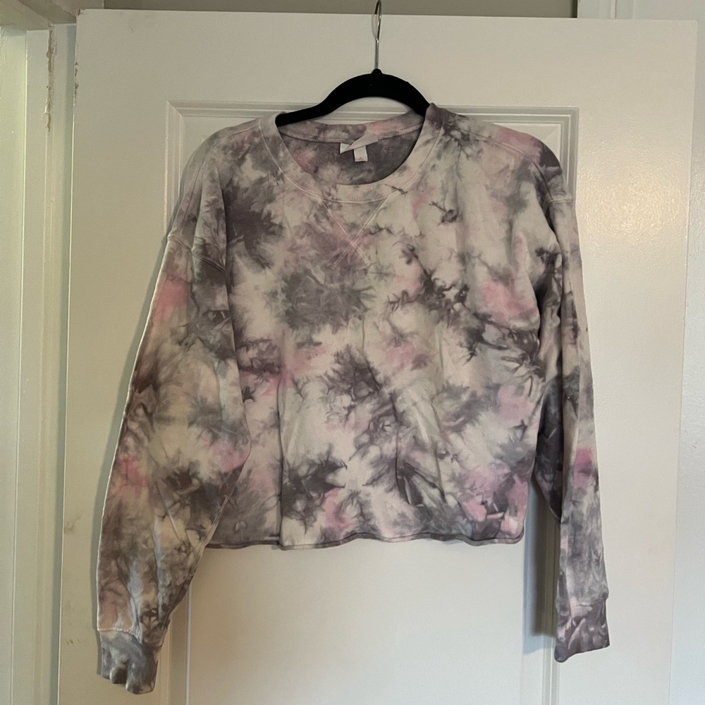 gently used Target brand cropped lounge top